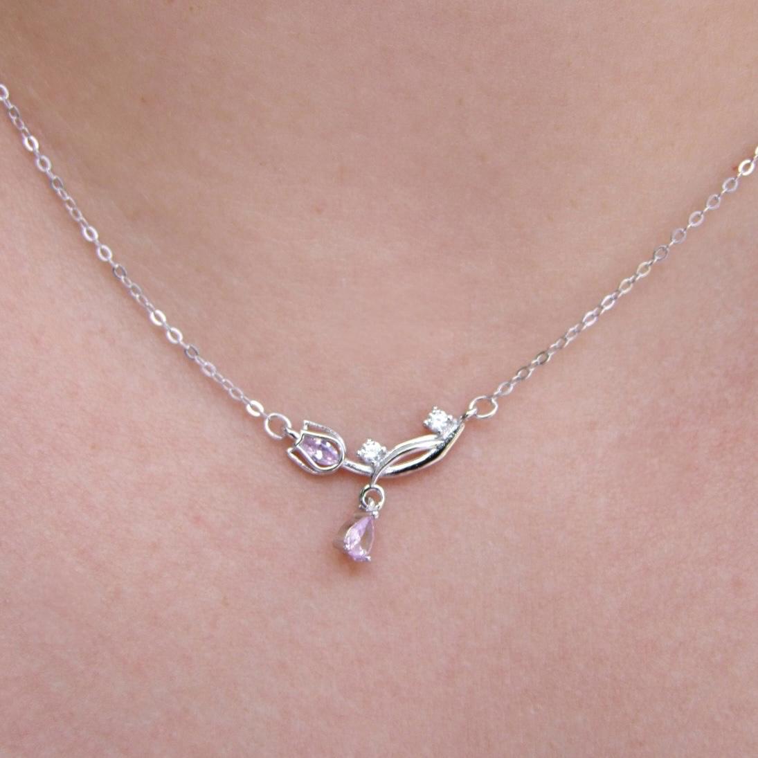 Collier Lyanna