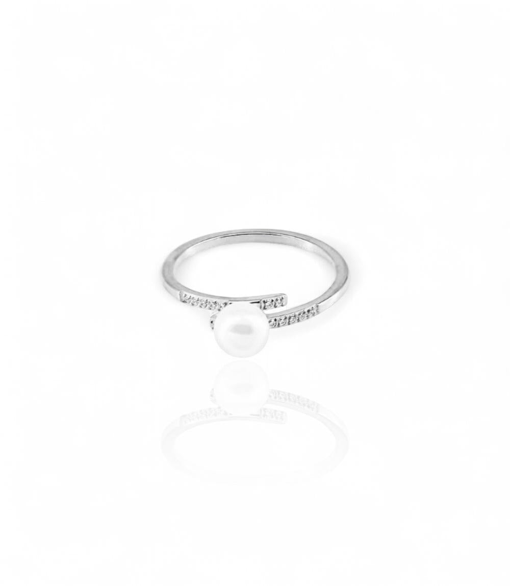 Mia Ring